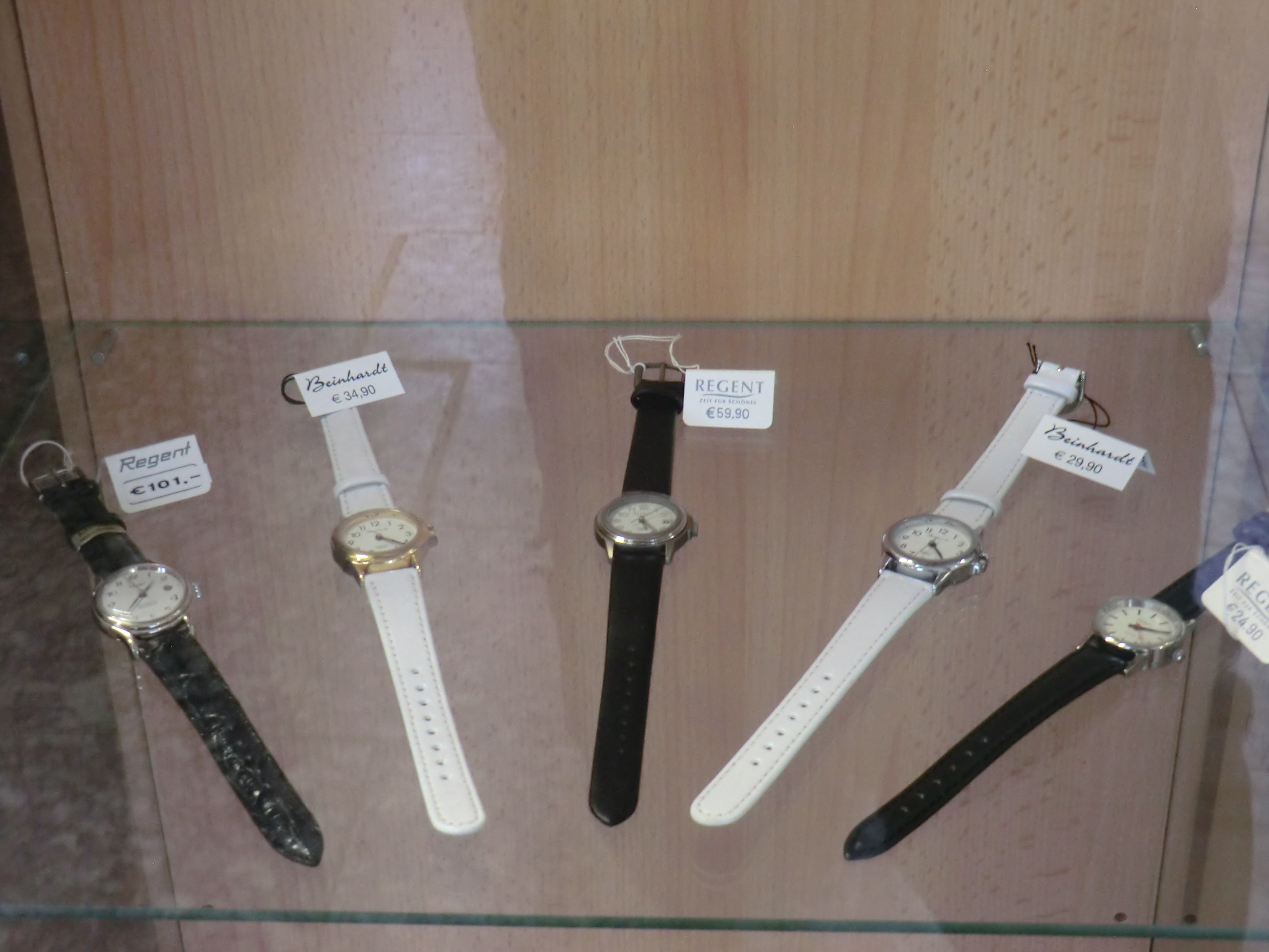 Armbanduhren mit Lederband